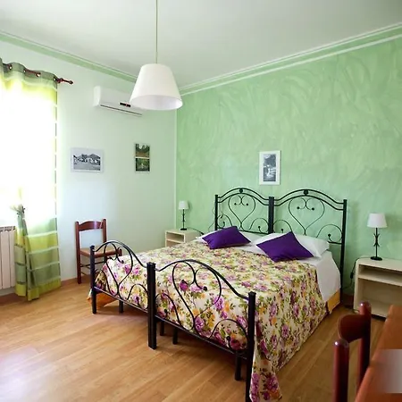 Alfio Tomaselli Отель типа 