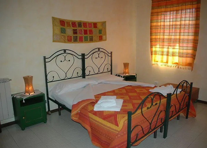 Alfio Tomaselli فندق مبيت وإفطار 3*