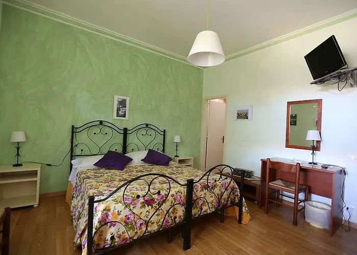 فندق مبيت وإفطار Alfio Tomaselli