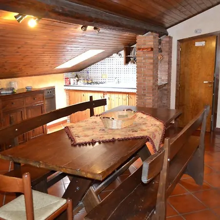 Alfio Tomaselli Couette-café