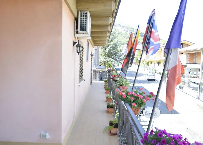 B&B Alfio Tomaselli Bed & Breakfast 3*